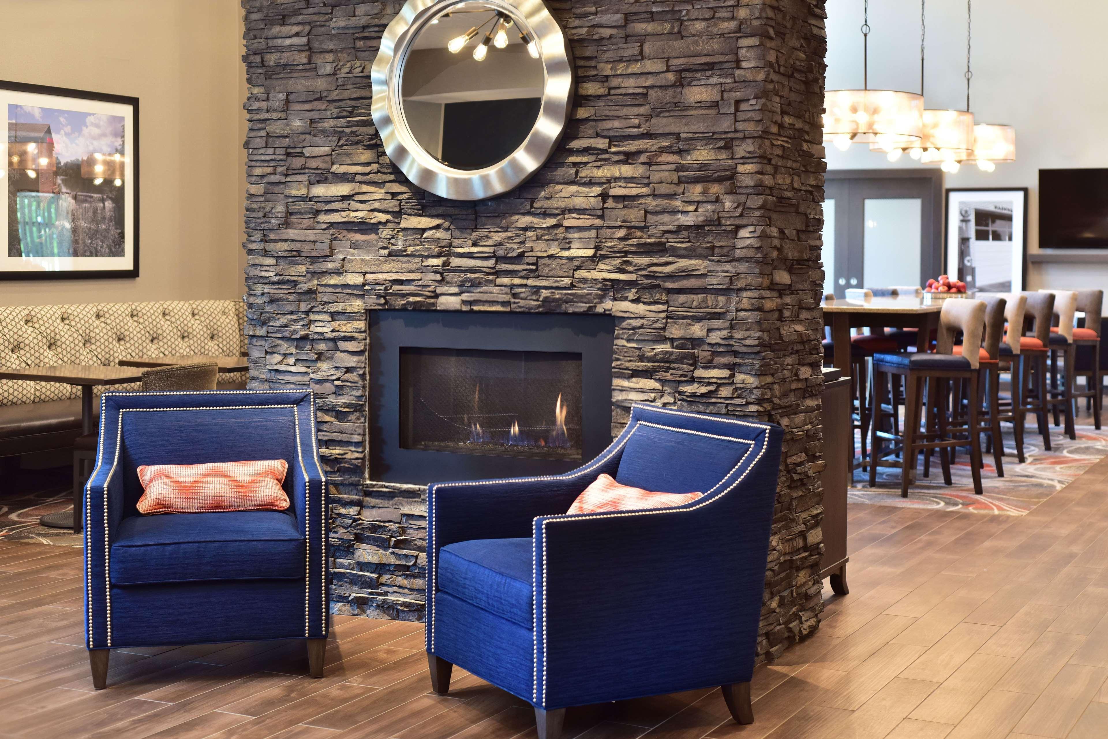 Hampton Inn And Suites At Wisconsin Dells Lake Delton Exteriör bild