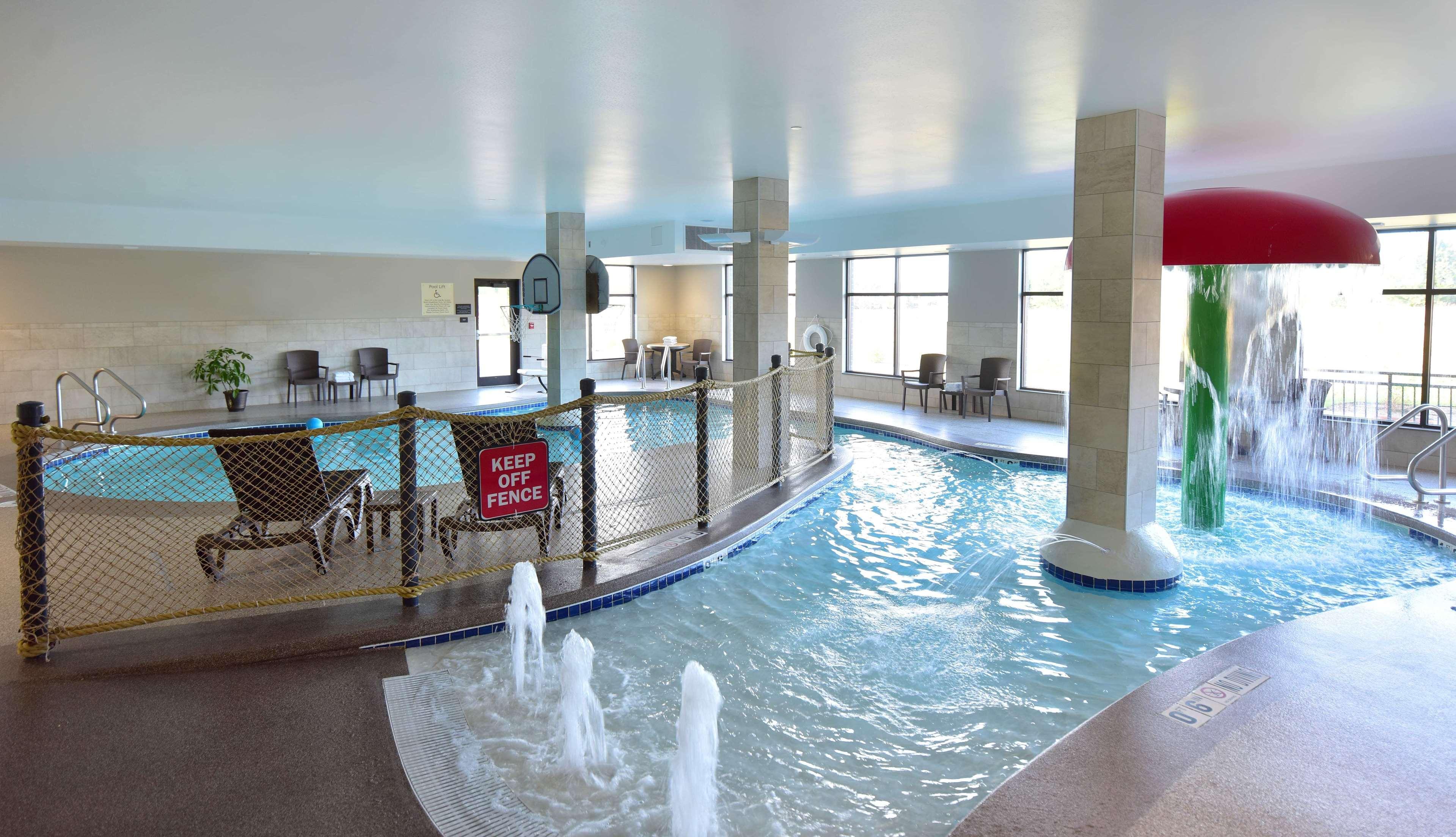 Hampton Inn And Suites At Wisconsin Dells Lake Delton Exteriör bild