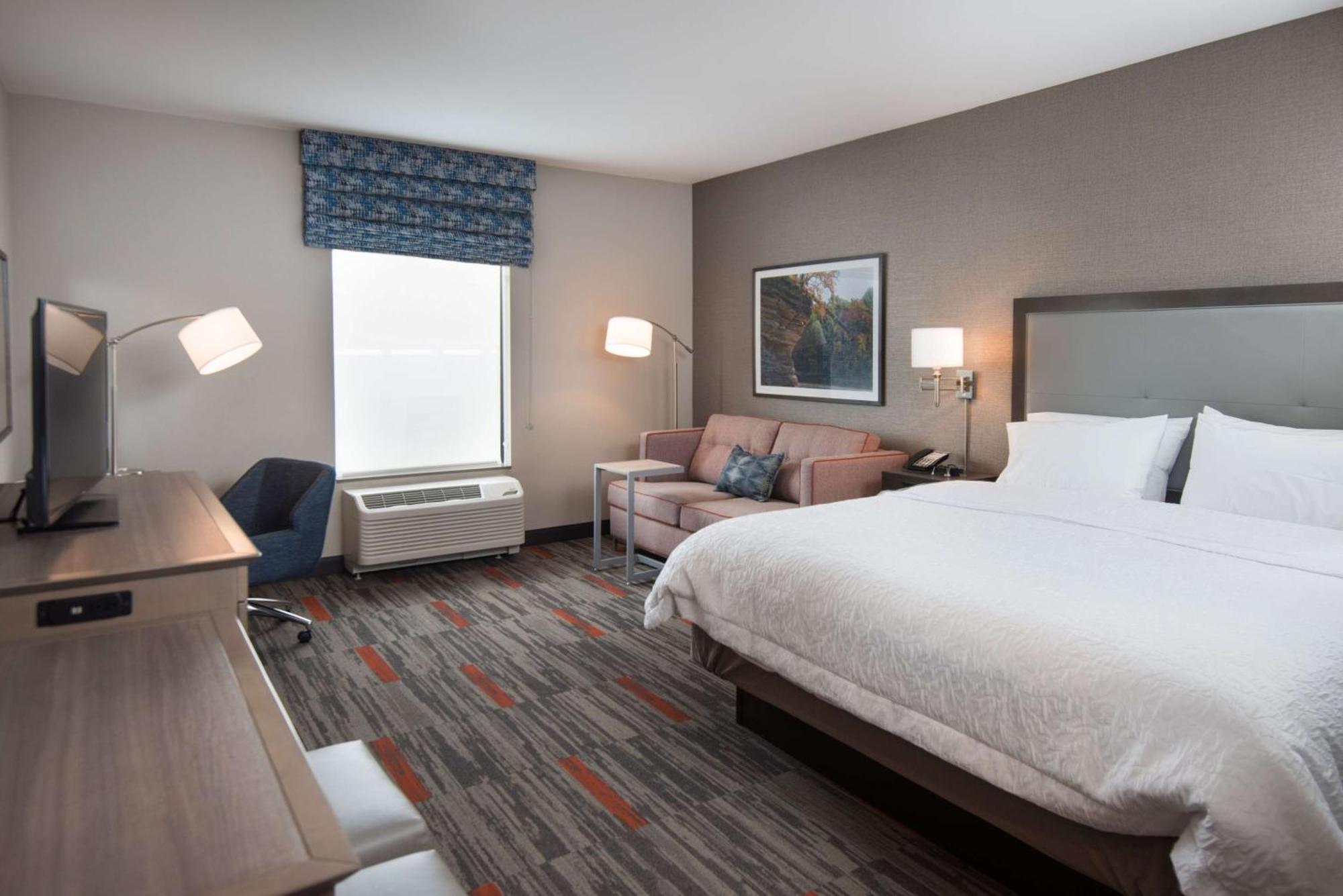 Hampton Inn And Suites At Wisconsin Dells Lake Delton Exteriör bild