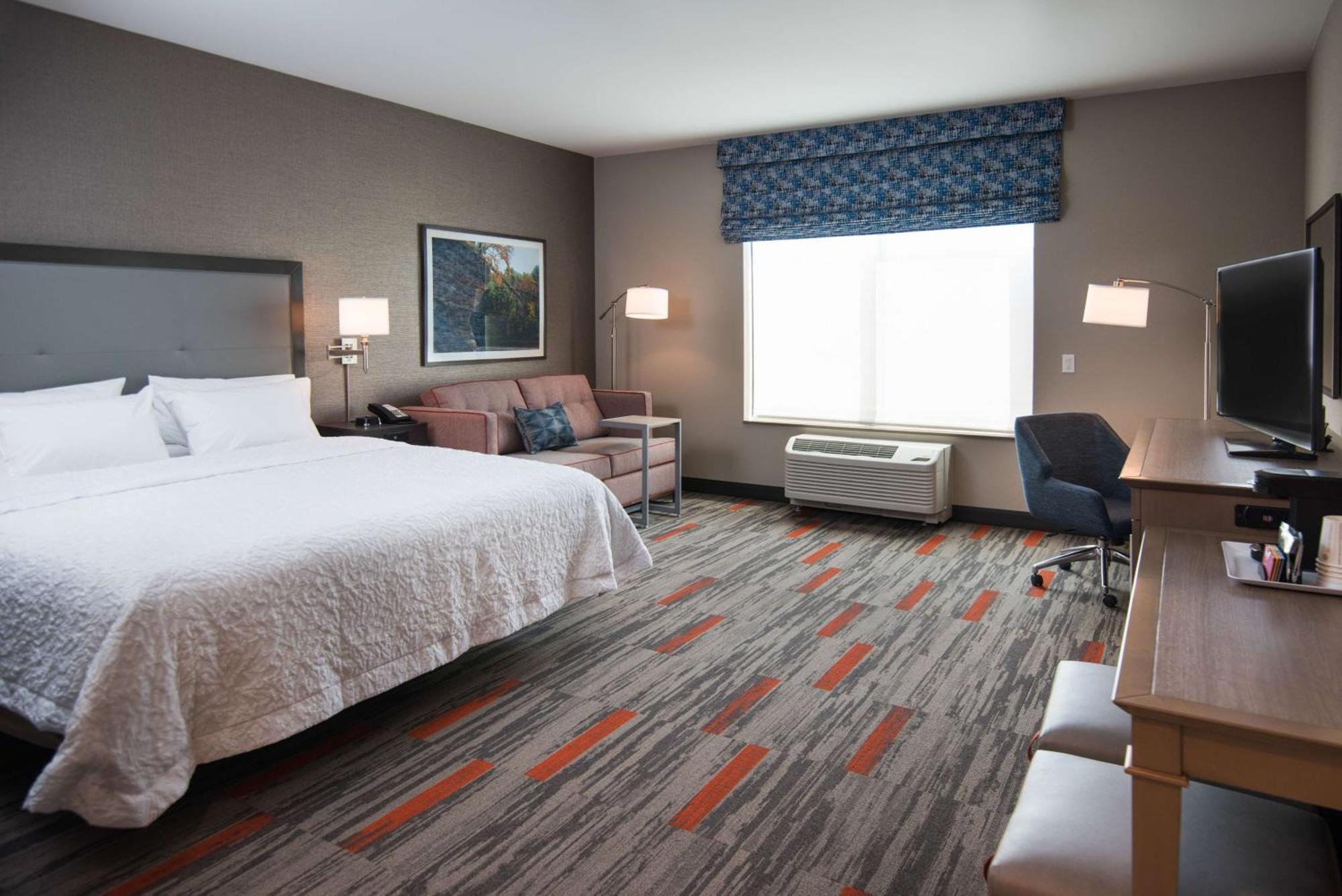 Hampton Inn And Suites At Wisconsin Dells Lake Delton Exteriör bild