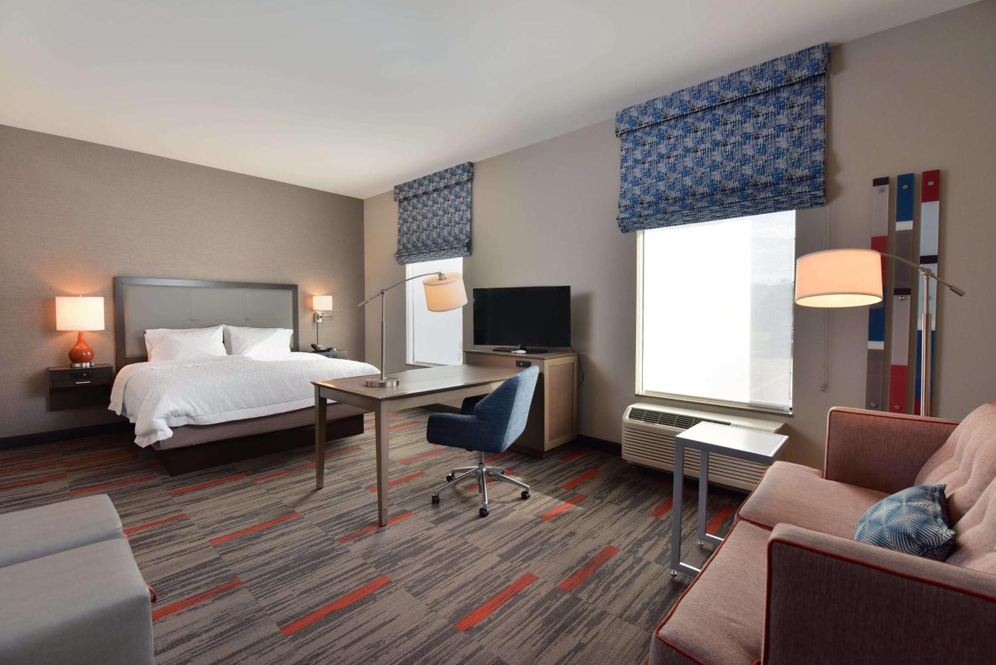 Hampton Inn And Suites At Wisconsin Dells Lake Delton Exteriör bild